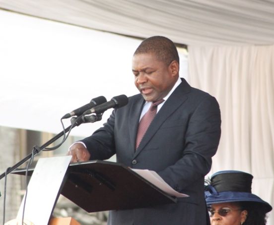 Mozambican president sworn in