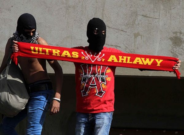 Egypt bans ultra soccer fan clubs