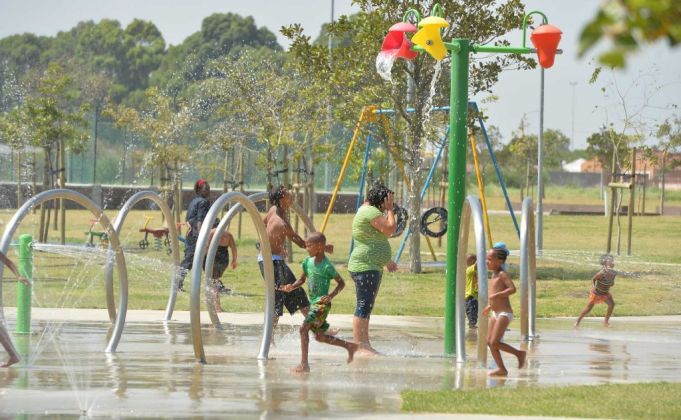 Cape Town creates water parks