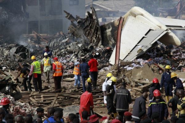 Nigeria in mourning after air crash - image 3