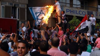 Israel reopens embassy in Cairo - image 3