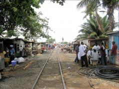 Accra houses near railway to be demolished